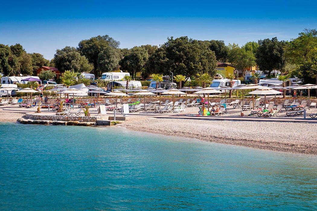 Eurocamp Tents At Campsite Val Saline Hotel Rovinj Luaran gambar