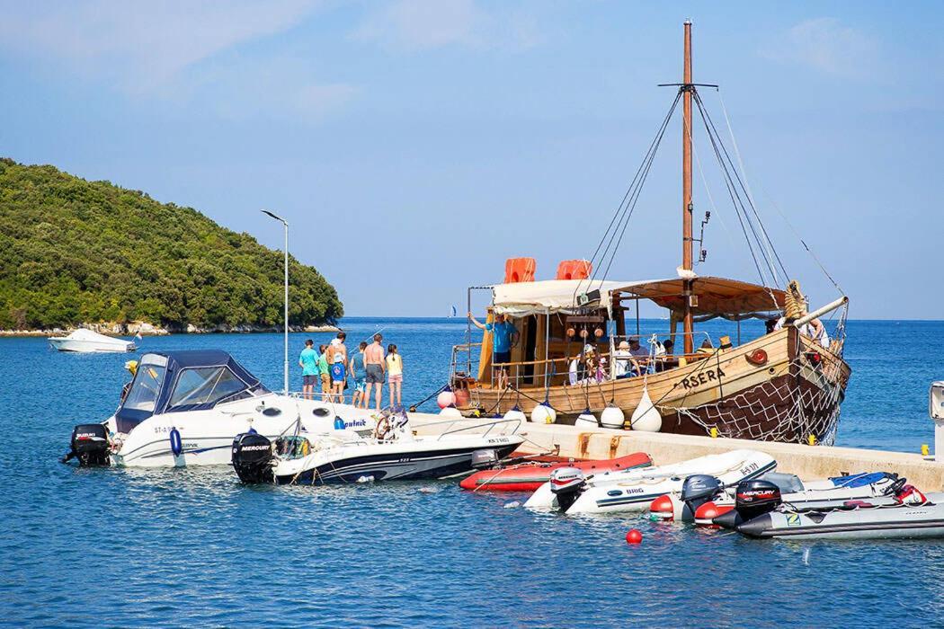 Eurocamp Tents At Campsite Val Saline Hotel Rovinj Luaran gambar